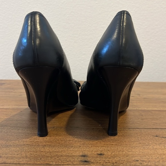 Guess pillow peep toe leather wedge 7.5 - Picture 3 of 8